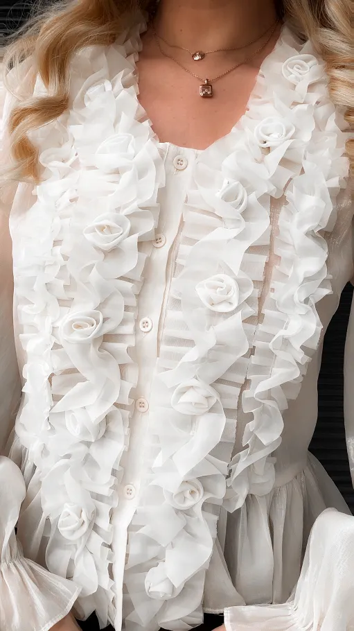 Elegancka bluzka koszulowa ecru z różyczkami ONE SIZE - R385