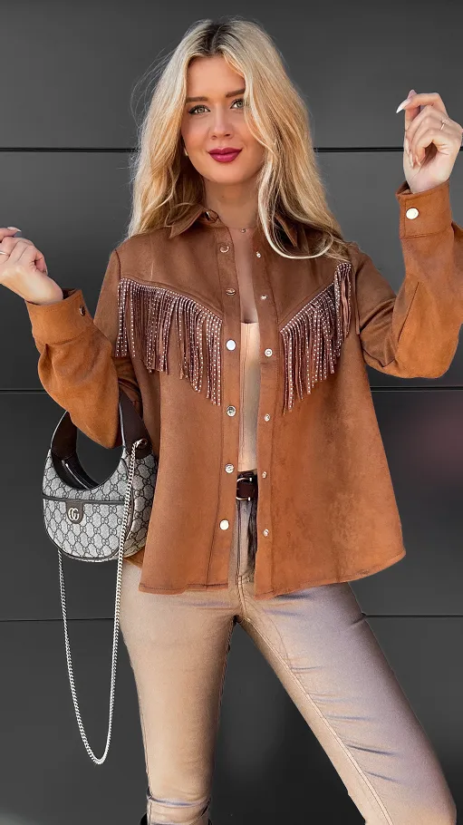 Modna zamszowa koszula z frędzlami w kolorze toffi ONE SIZE - R087