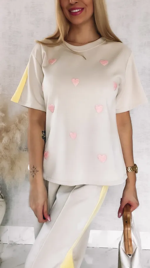 Stylowy komplet dresowy w różowe serduszka ONE SIZE - R895