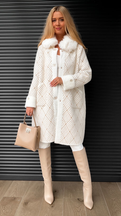 Elegancki wełniany płaszcz ALPAKA wzór warkocz ONE SIZE - S395