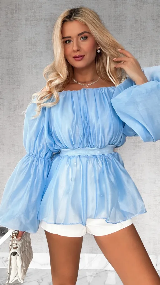 Niebieska bluzka hiszpanka z bufiastymi rękawami - P535