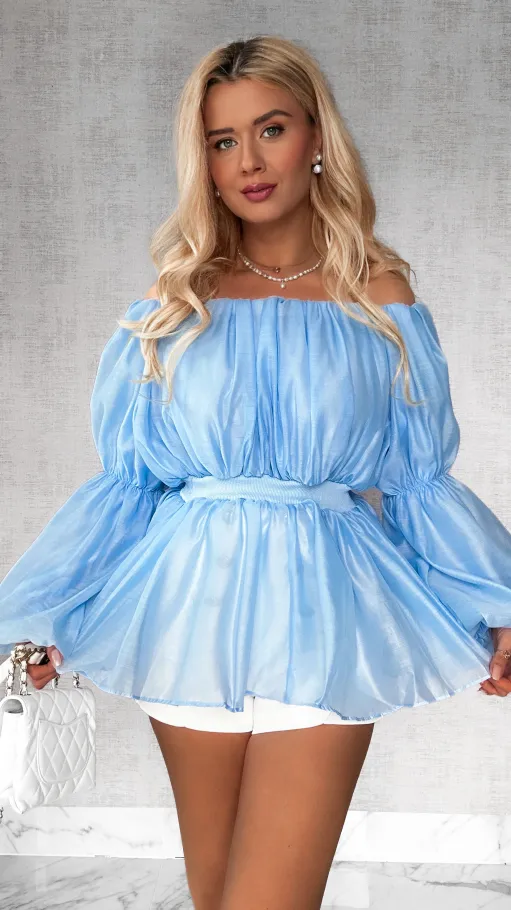 Niebieska bluzka hiszpanka z bufiastymi rękawami - P535