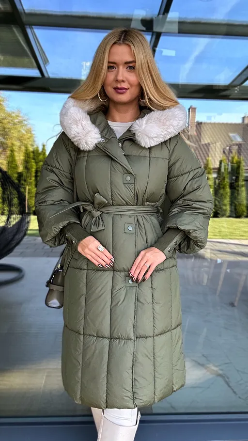 Ekskluzywna kurtka PŁASZCZ na zimę z jasnym futerkiem KHAKI - N871