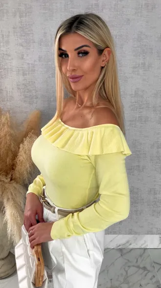 Mięciutki lekki sweter z wiskozy z falbanką ŻÓŁTY one size - R649A