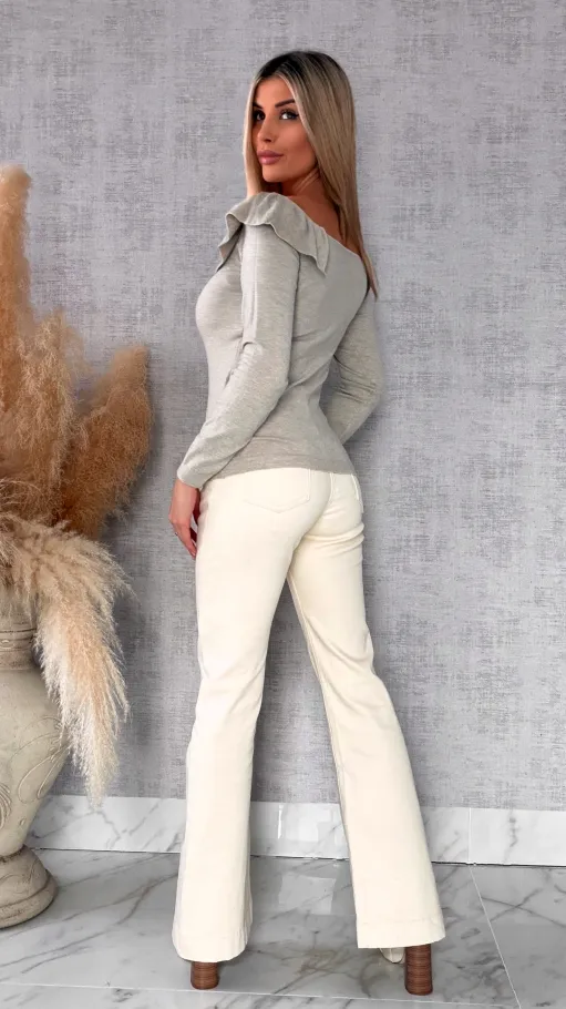 Mięciutki lekki sweter z wiskozy z falbanką BEŻ one size - R649