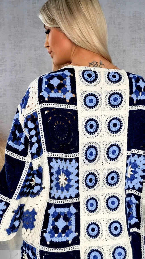 Wiosenna szydełkowa narzutka ONE SIZE blue - R645