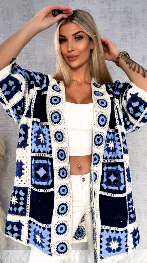 Wiosenna szydełkowa narzutka ONE SIZE blue - R645