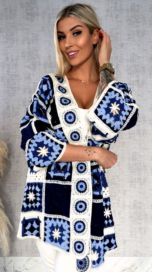 Wiosenna szydełkowa narzutka ONE SIZE blue - R645