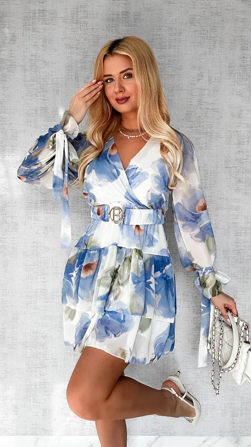 Sukienka w malowane niebieskie kwiaty z elastycznym paskiem ONE SIZE - P507