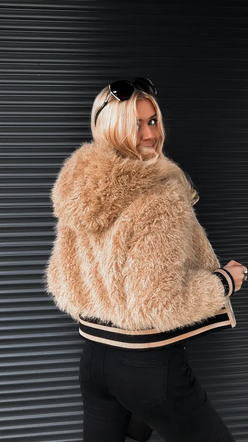 Beżowa kurtka LAMA w stylu bomberka - R306A