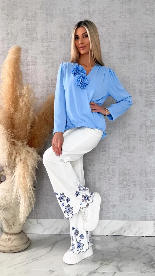 Elegancka niebieska bluzka 2 kwiaty ONE SIZE - R561A