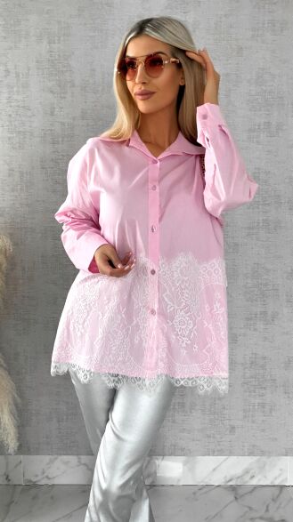 Bawełniana pastelowa koszula z białą koronką ONE SIZE pink - R526A
