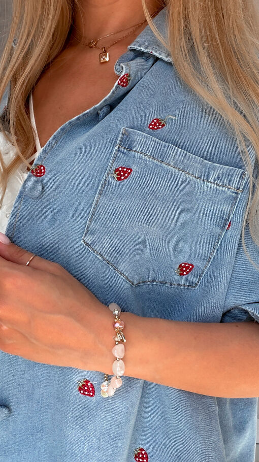 Komplet jeansowy haftowany w truskawki bluzka koszulowa + spodenki BLUE JEANS - S159A