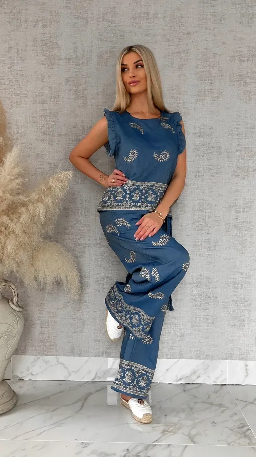 Bawełniany komplet w kolorze jeansu w złote hafty bluzka + spodnie ONE SIZE - R926