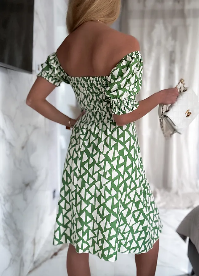 Doskonała sukienka na różne okazje wiązana w dekolcie ZIELONA - N073