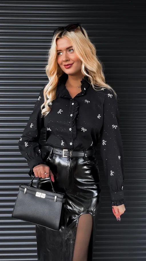 Czarna bawełniana koszulowa haftowana w kokardki ONE SIZE - R278A