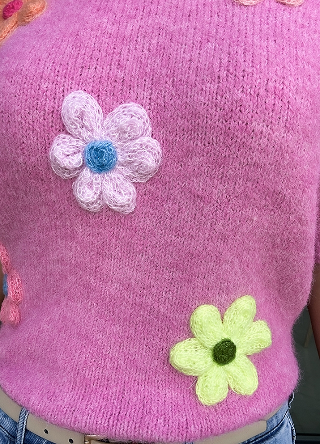 Bawełniany sweter na wiosnę z krótkim rękawem w stokrotki RÓŻOWY - M783B
