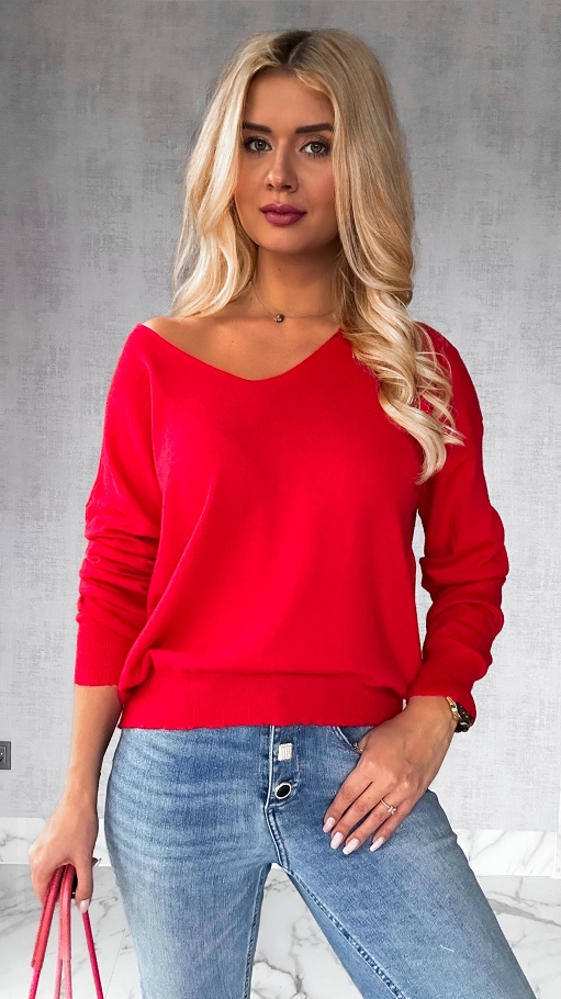 Lekki dzianinowy sweter z dekoltem w serek CZERWONY - P179