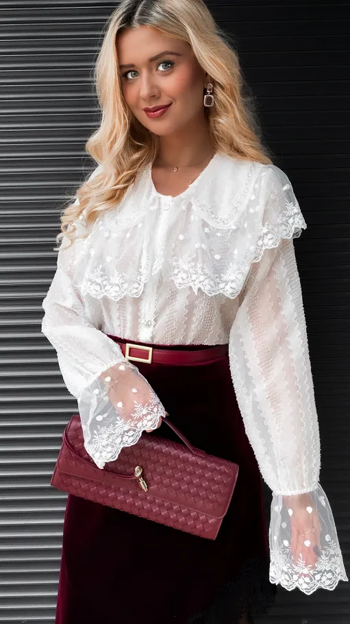 Biała koronkowa koszula z ozdobnym kołnierzykiem ONE SIZE - R377