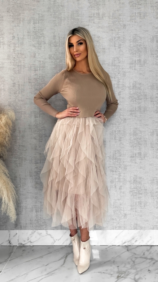 Stylowa beżowa sukienka dzianinowa z tiulem ONE SIZE - R543