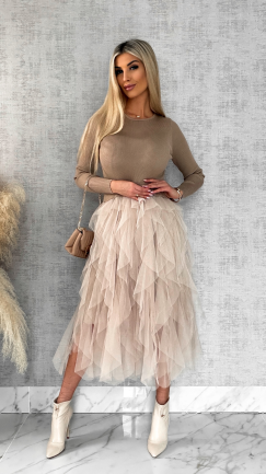 Stylowa beżowa sukienka dzianinowa z tiulem ONE SIZE - R543