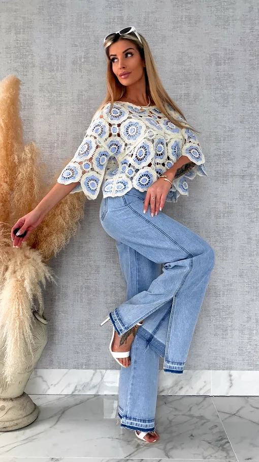 Lekki ażurowy sweterek w szydełkowym stylu BLUE - R691