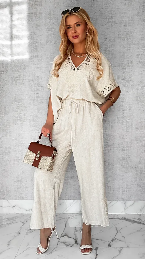 Piękny jasno beżowy komplet BOHO z lnem ONE SIZE - P688