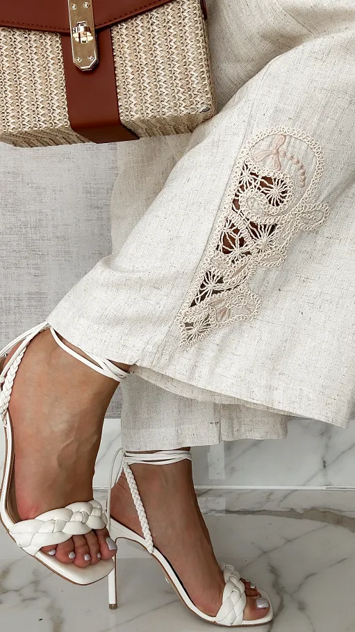 Piękny jasno beżowy komplet BOHO z lnem ONE SIZE - P688