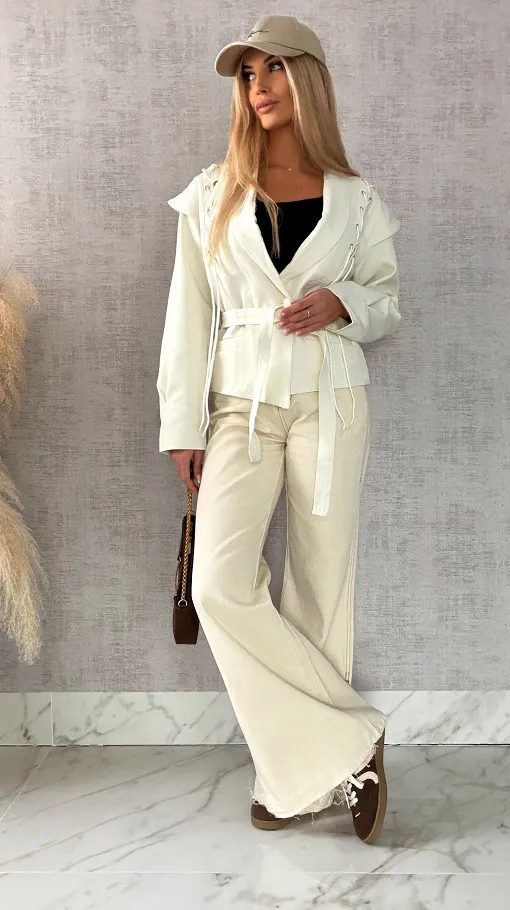 Modna kurtka przejściowa ECRU z wiązaniami ONE SIZE - R489