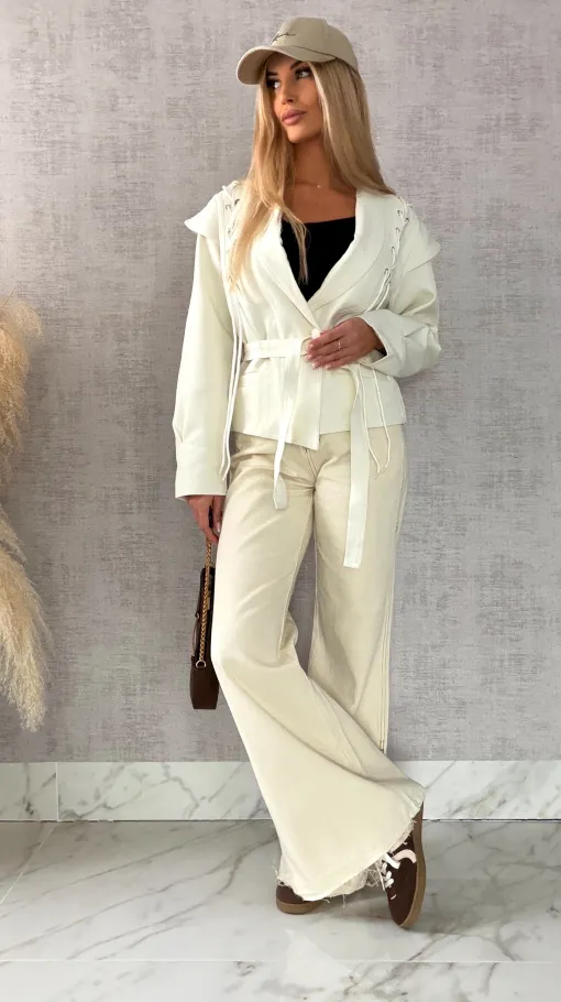 Modna kurtka przejściowa ECRU z wiązaniami ONE SIZE - R489