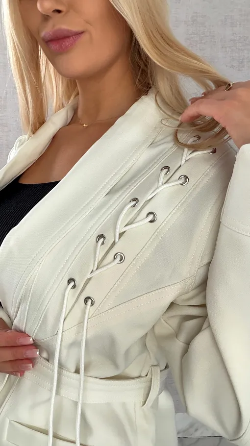 Modna kurtka przejściowa ECRU z wiązaniami ONE SIZE - R489