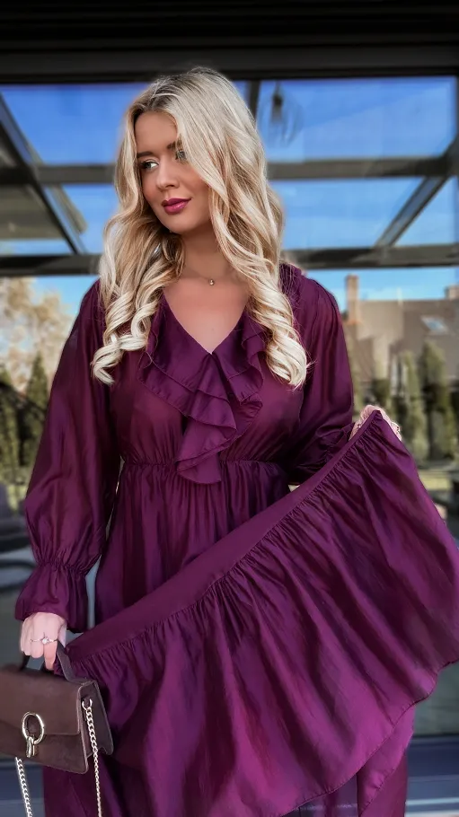 Piękna MAXI sukienka z długim rękawem ONE SIZE bordowa - R170