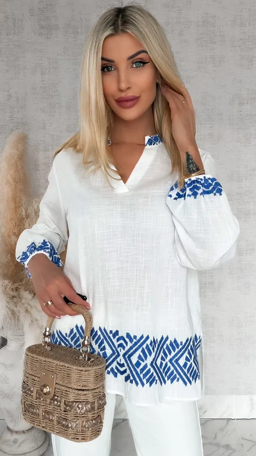 Biała bawełniana bluzka w luźnym stylu z haftowaniem ONE SIZE - R816