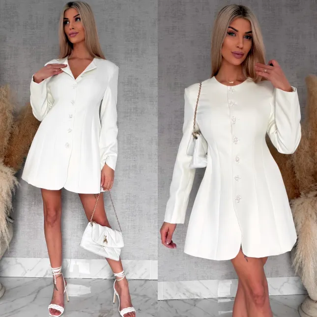 Elegancka sukienka marynarkowa z ozdobnymi guzikami ECRU - R703