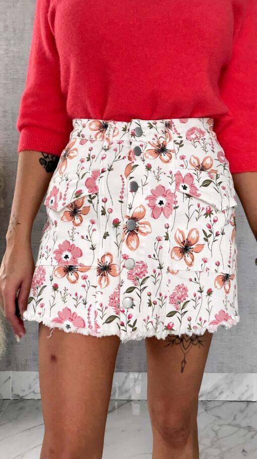 Elastyczne jeansowe spódnico-spodenki w kwiaty WHITE JEANS - R607