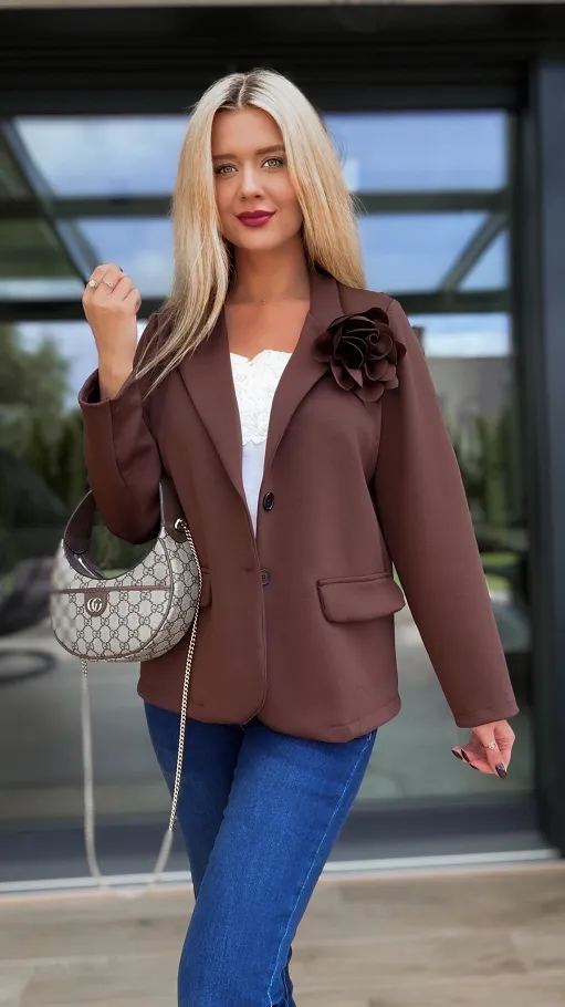 Wygodna dzianinowa marynarka z różą CZEKOLADOWA one size - P956B