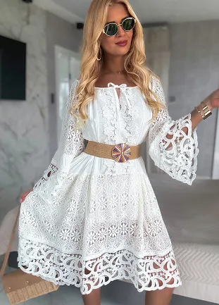 Letnia biała BOHO sukienka OVERSIZE z koronkami - M982