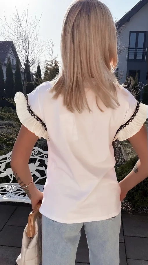 Bawełniana biała bluzka T-SHIRT z boho kwiatuszkami ONE SIZE - R789