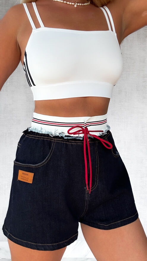 Elastyczne szorty jeansowe z ozdobnym gumowym pasem - P761