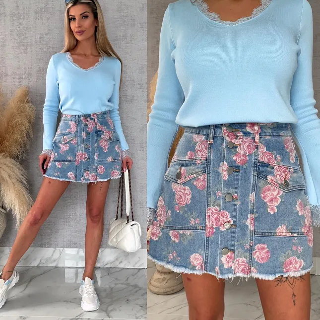 Super elastyczne jeansowe spódnico-spodenki w kwiaty BLUE JEANS - R619A