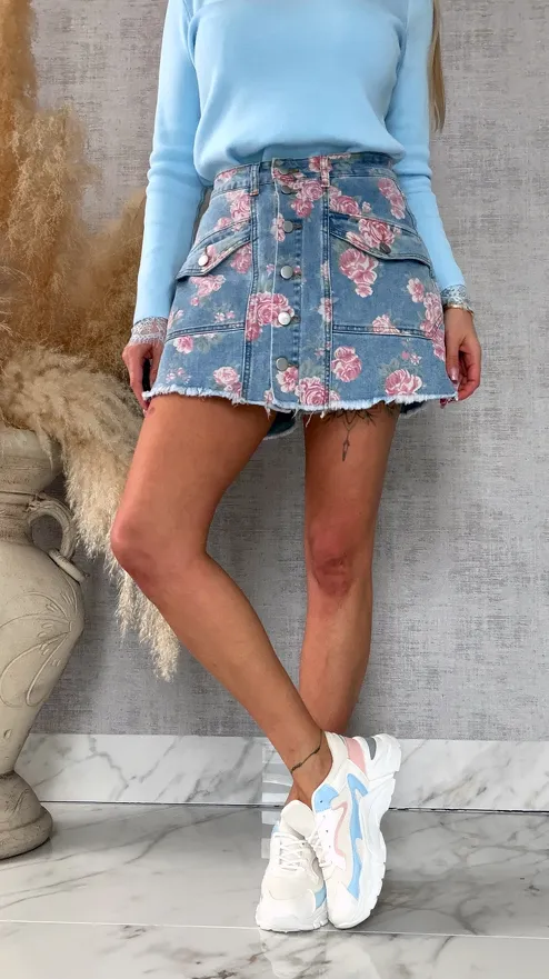 Super elastyczne jeansowe spódnico-spodenki w kwiaty BLUE JEANS - R619A