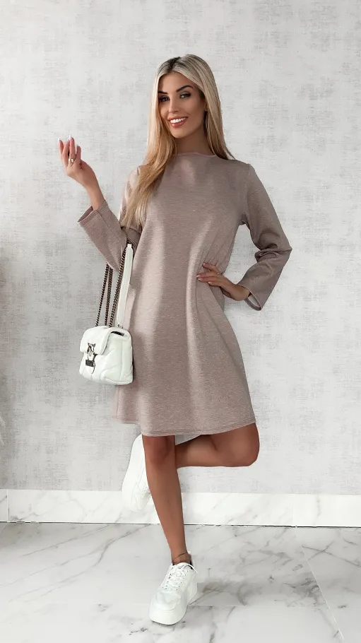 Luźna beżowa sukienka z wiązaniem z tyłu ONE SIZE - P222