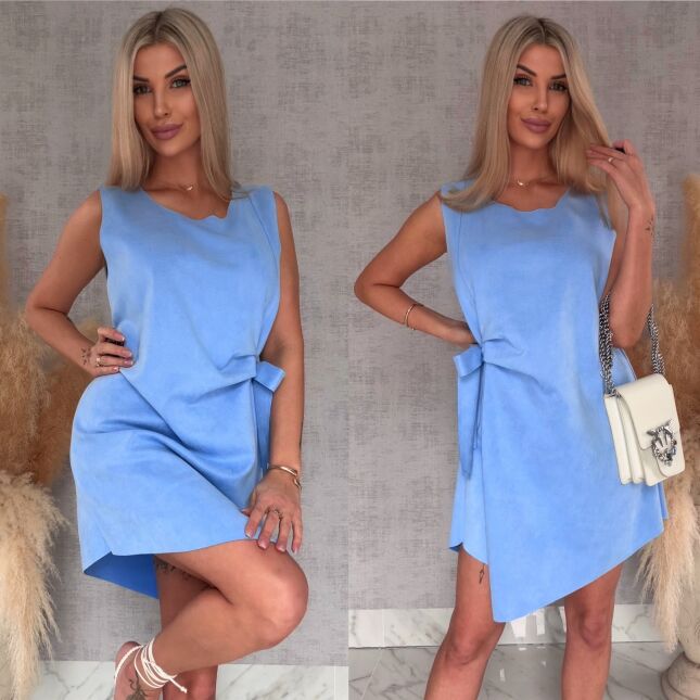 Niebieska sukienka z eko zamszu z wiązaniem ONE SIZE - R435
