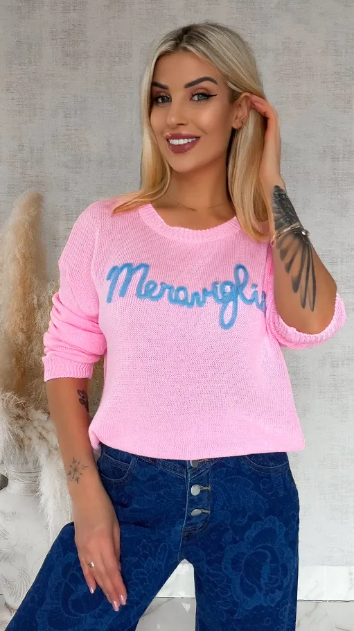 Lekki różowy sweter z kontrastowym napisem ONE SIZE - R846
