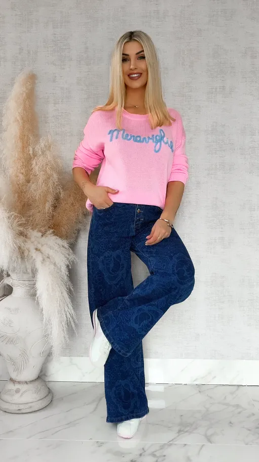 Lekki różowy sweter z kontrastowym napisem ONE SIZE - R846