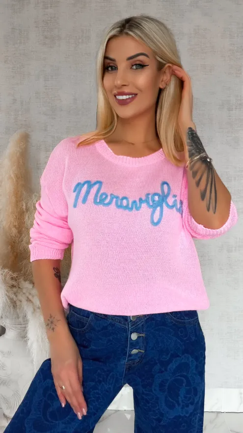 Lekki różowy sweter z kontrastowym napisem ONE SIZE - R846