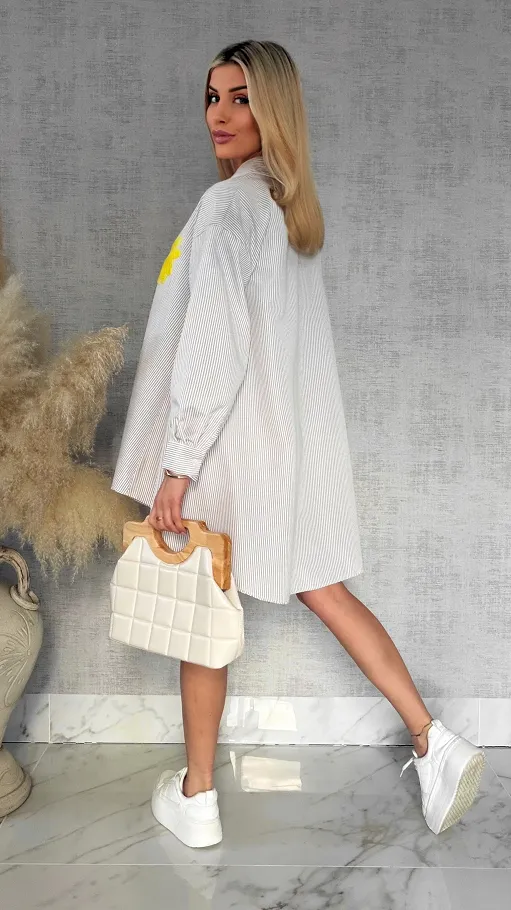 Beżowa koszula OVERSIZE w paski z żółtym kwiatem ONE SIZE - R900A