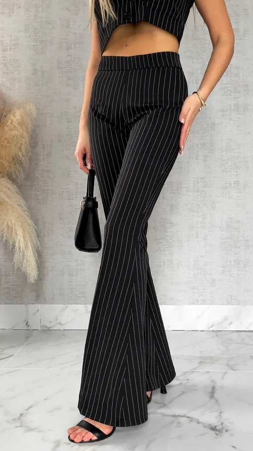 Elegancki czarny komplet w paski 3w1 żakiet + kamizelka + spodnie - R490