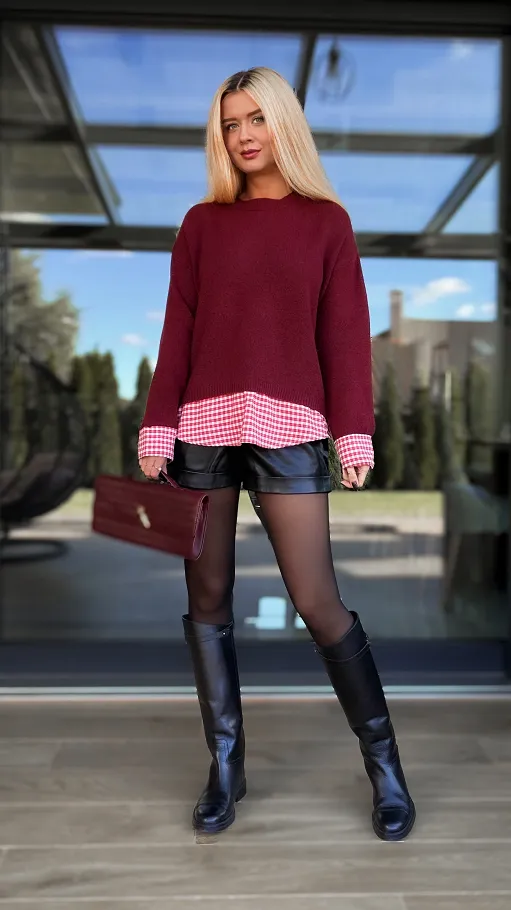 Bordowy sweter z modną wstawką z koszuli ONE SIZE - R089
