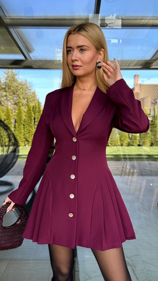 Elegancka burgundowa sukienka w marynarkowym stylu - N854